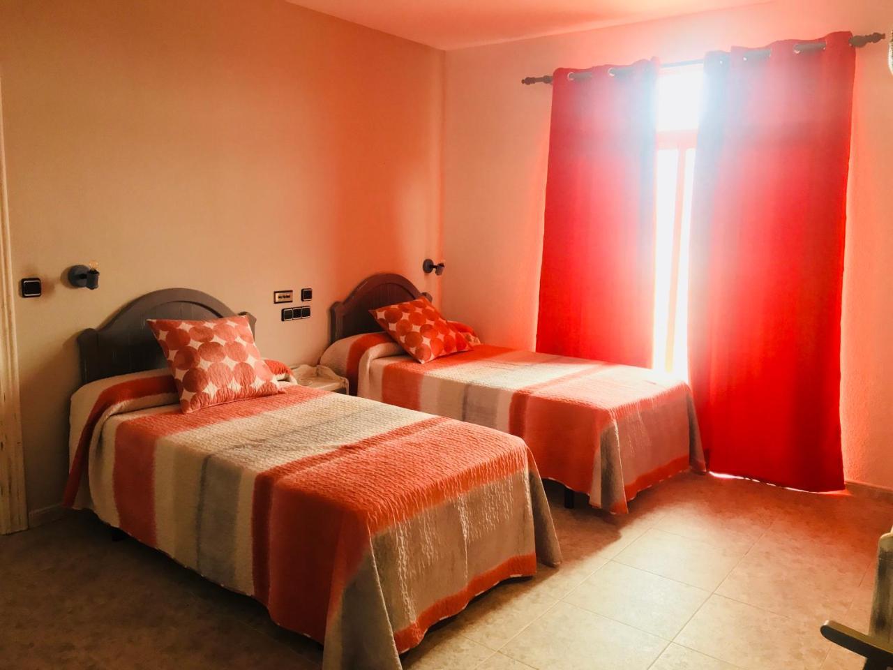 Hospedium Hotel Twist Torredonjimeno Kültér fotó