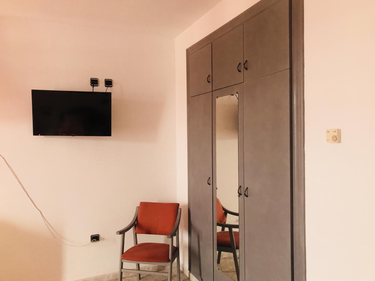 Hospedium Hotel Twist Torredonjimeno Kültér fotó